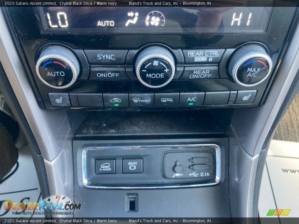 2020 Subaru Ascent Limited Crystal Black Silica / Warm Ivory Photo #23