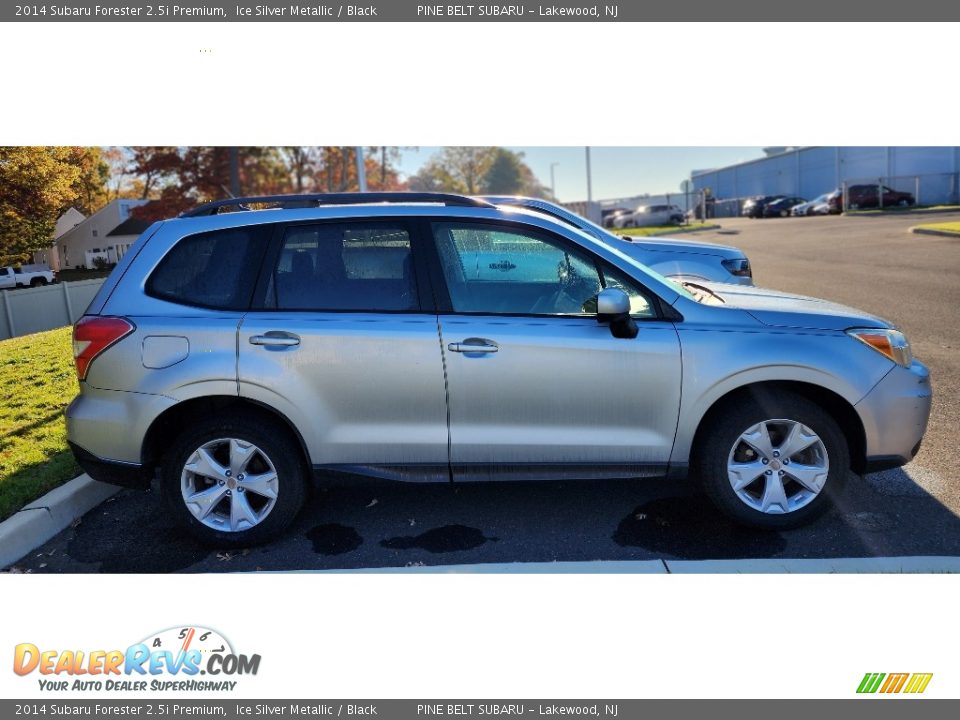 2014 Subaru Forester 2.5i Premium Ice Silver Metallic / Black Photo #4