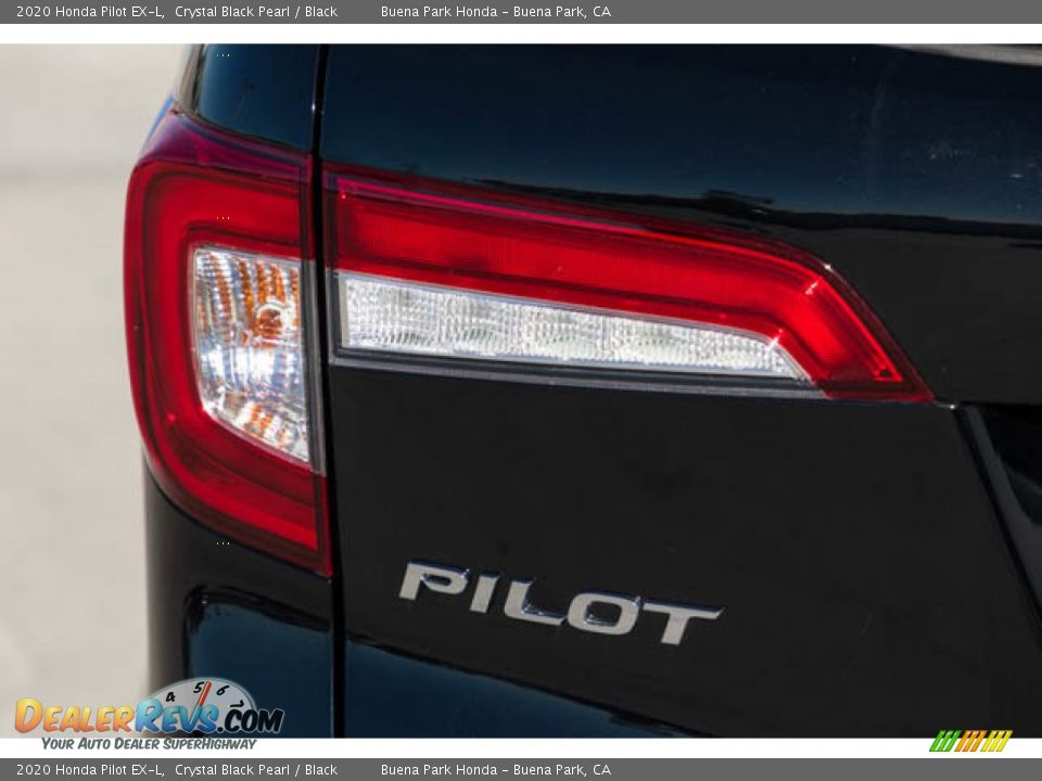 2020 Honda Pilot EX-L Crystal Black Pearl / Black Photo #11