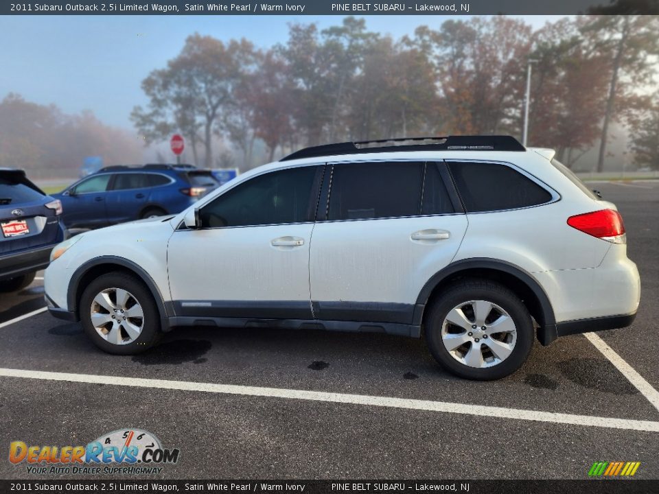 2011 Subaru Outback 2.5i Limited Wagon Satin White Pearl / Warm Ivory Photo #9