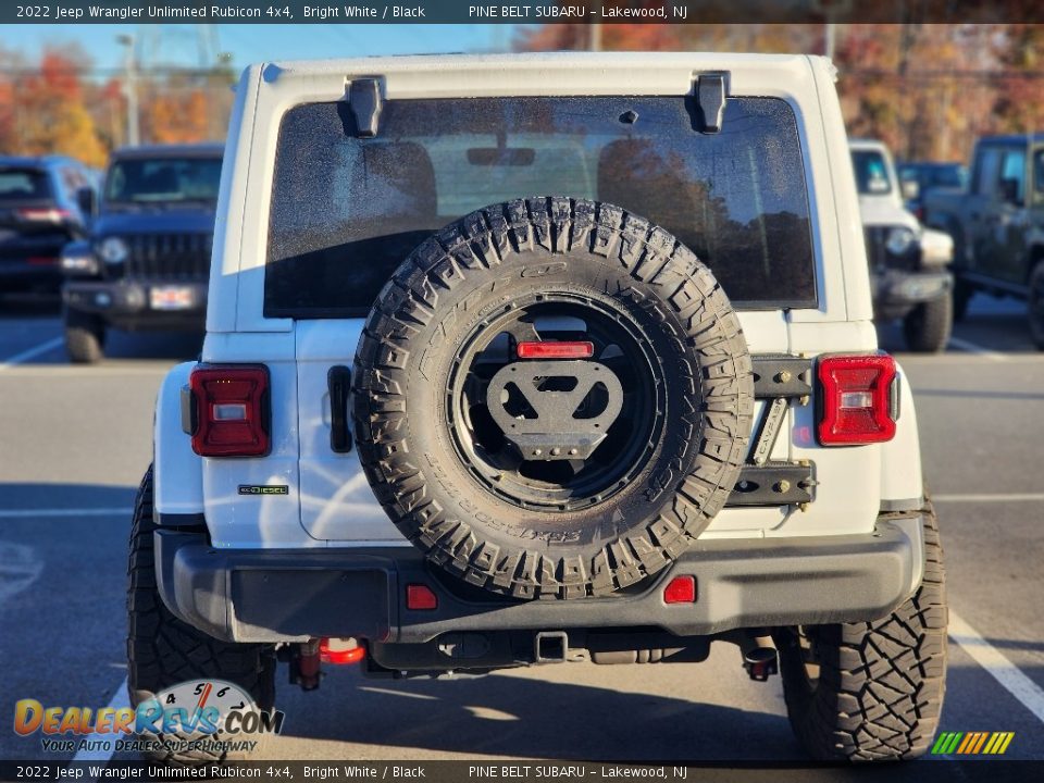 2022 Jeep Wrangler Unlimited Rubicon 4x4 Bright White / Black Photo #10