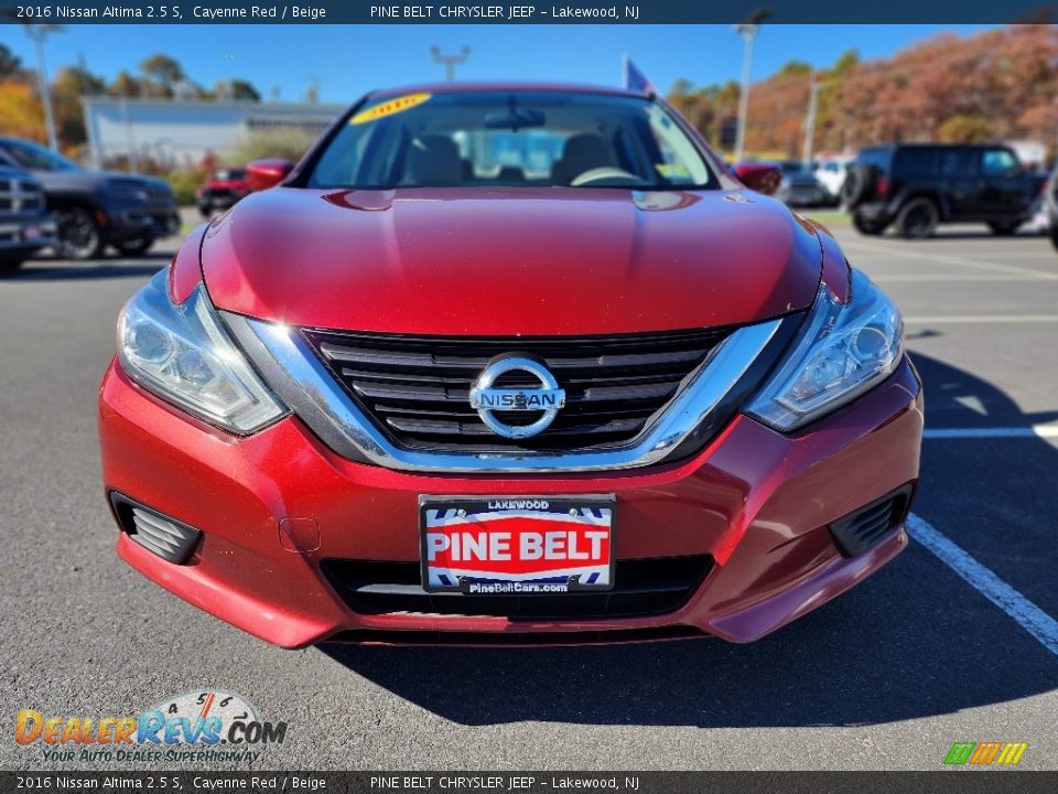 2016 Nissan Altima 2.5 S Cayenne Red / Beige Photo #20