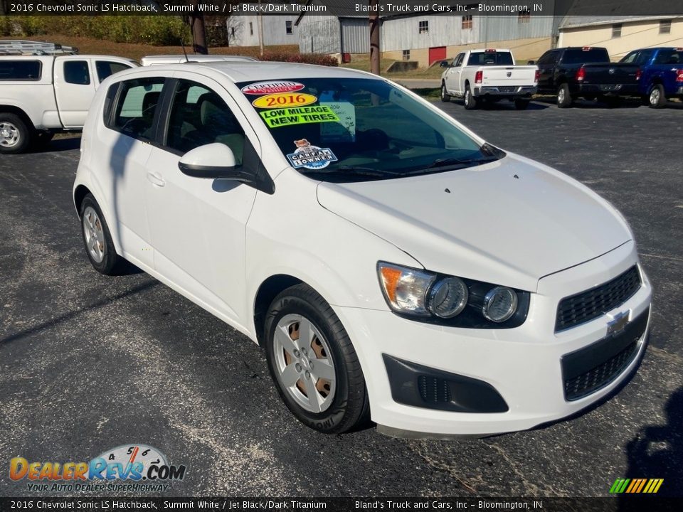 Front 3/4 View of 2016 Chevrolet Sonic LS Hatchback Photo #7