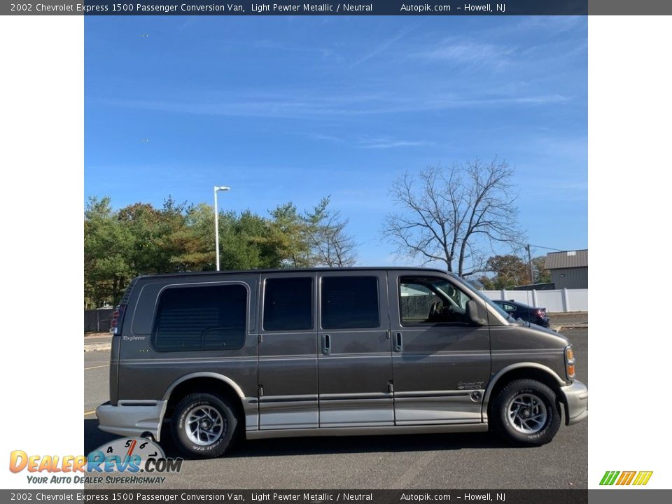 2002 Chevrolet Express 1500 Passenger Conversion Van Light Pewter Metallic / Neutral Photo #6