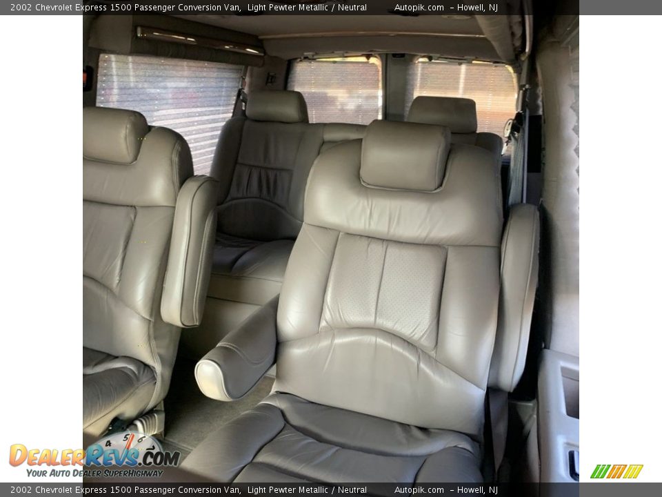 2002 Chevrolet Express 1500 Passenger Conversion Van Light Pewter Metallic / Neutral Photo #13