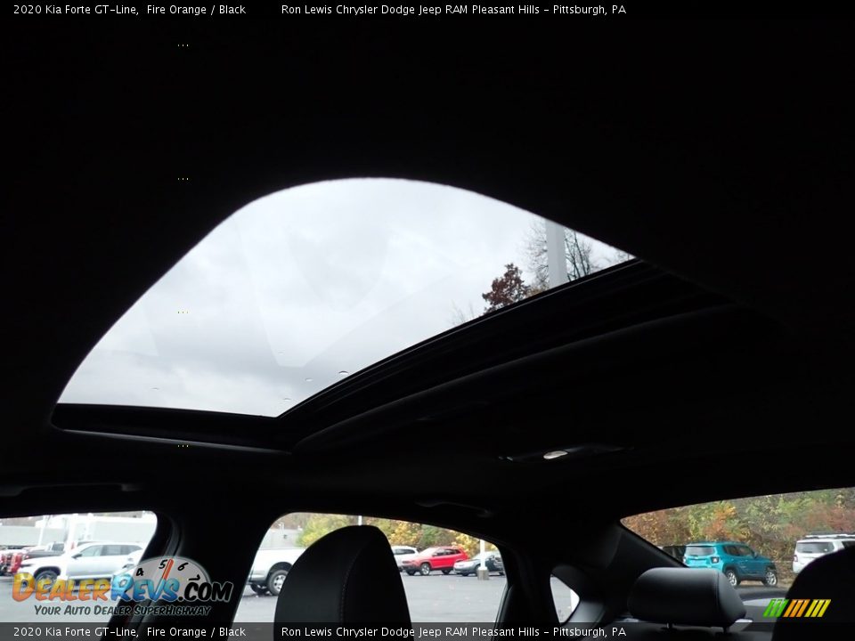 Sunroof of 2020 Kia Forte GT-Line Photo #15