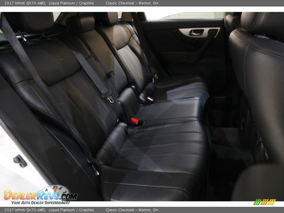 Rear Seat of 2017 Infiniti QX70 AWD Photo #17