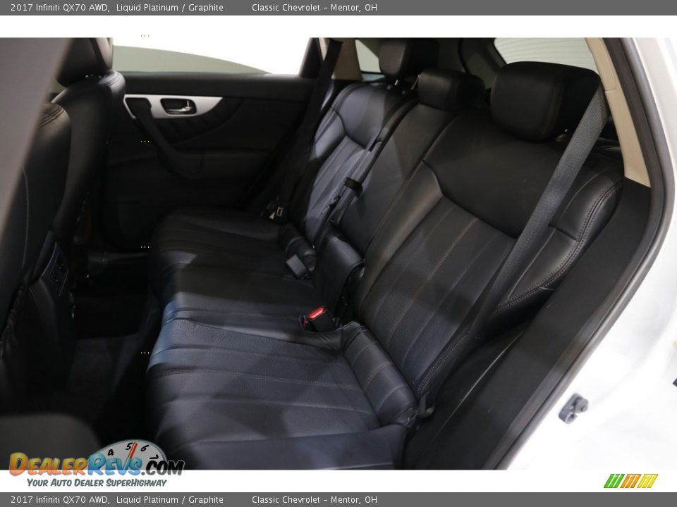 Rear Seat of 2017 Infiniti QX70 AWD Photo #18
