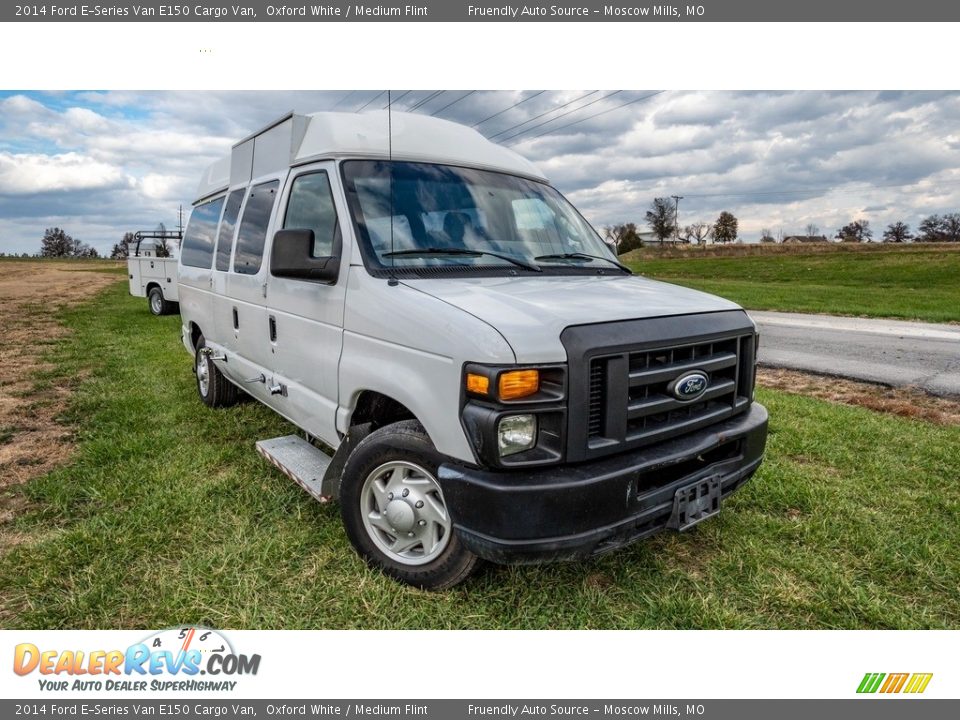 2014 Ford E-Series Van E150 Cargo Van Oxford White / Medium Flint Photo #1