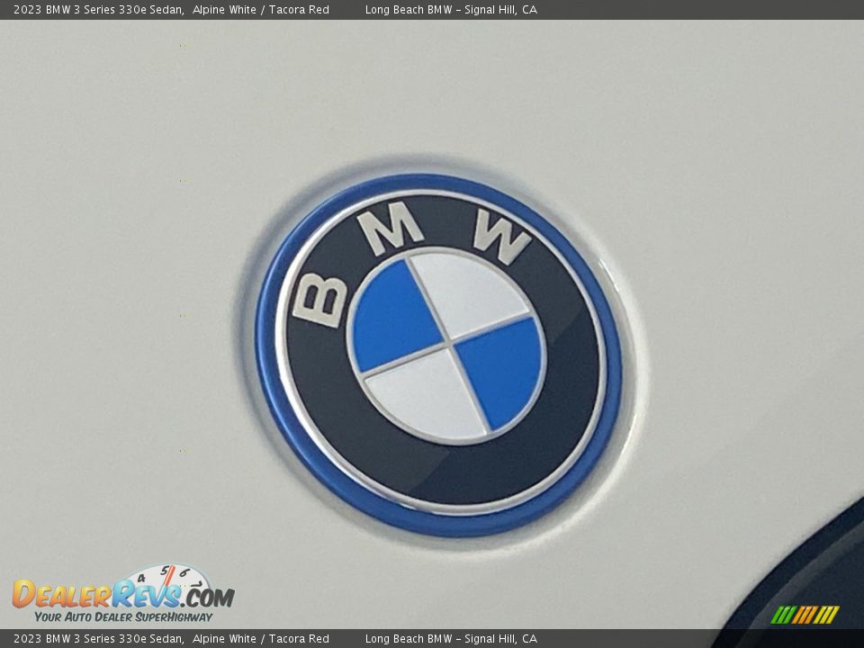 2023 BMW 3 Series 330e Sedan Alpine White / Tacora Red Photo #5