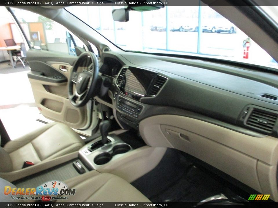 2019 Honda Pilot EX-L AWD White Diamond Pearl / Beige Photo #15