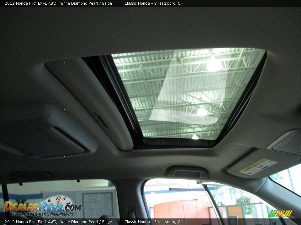 2019 Honda Pilot EX-L AWD White Diamond Pearl / Beige Photo #17