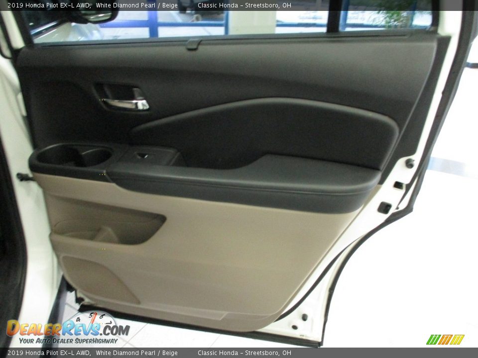 2019 Honda Pilot EX-L AWD White Diamond Pearl / Beige Photo #18