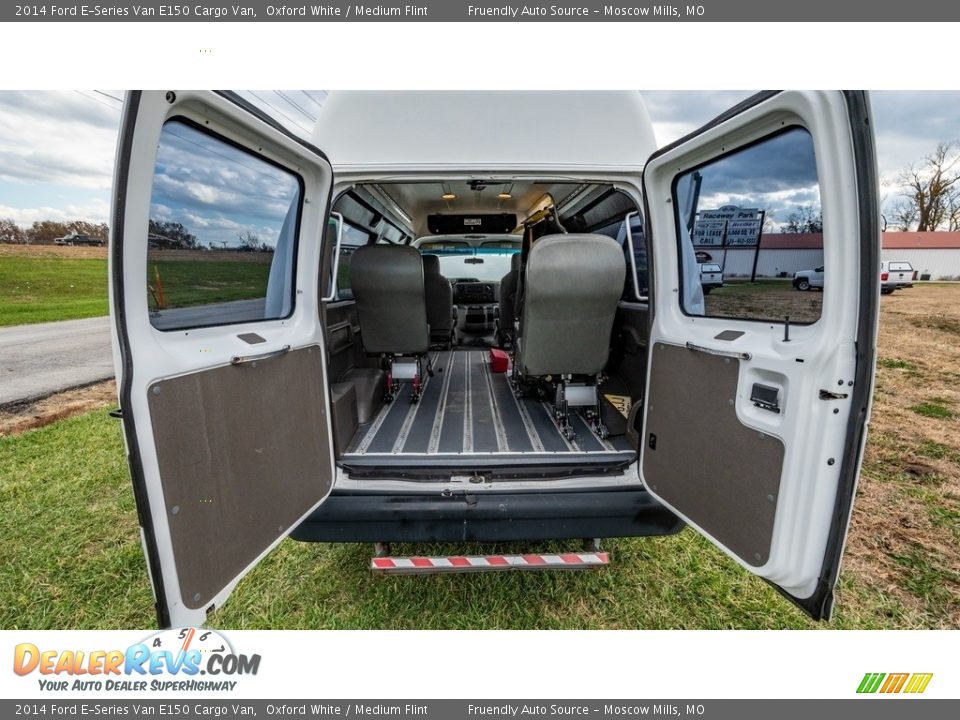 2014 Ford E-Series Van E150 Cargo Van Oxford White / Medium Flint Photo #19