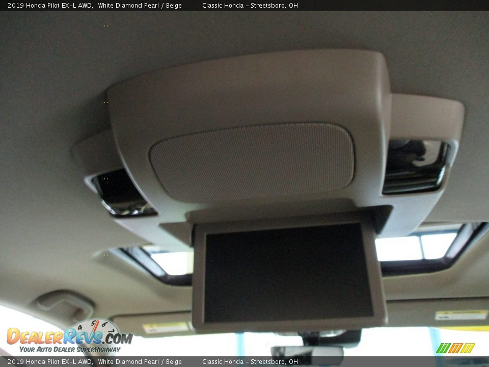 2019 Honda Pilot EX-L AWD White Diamond Pearl / Beige Photo #22