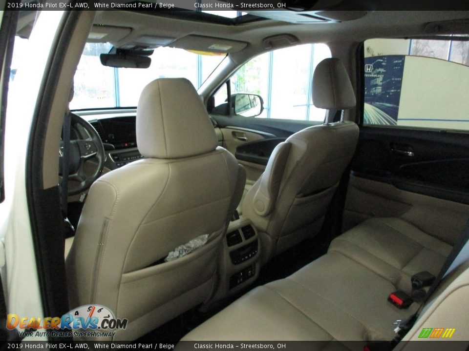 2019 Honda Pilot EX-L AWD White Diamond Pearl / Beige Photo #25