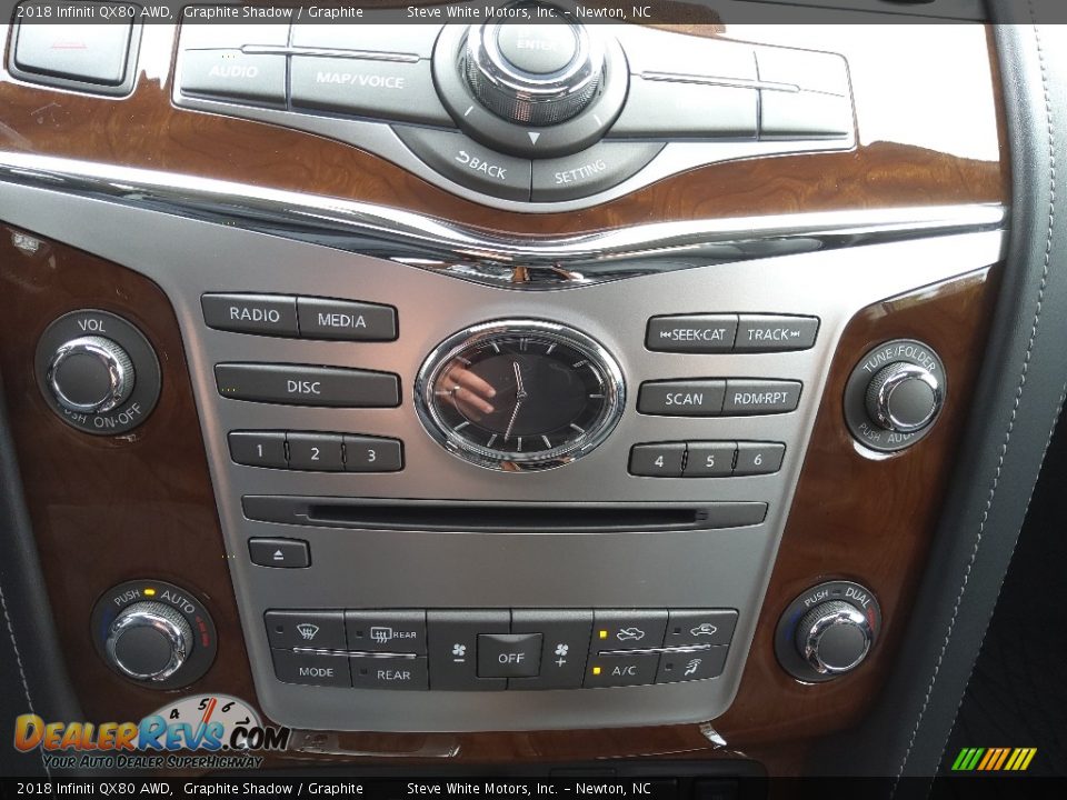 Controls of 2018 Infiniti QX80 AWD Photo #32