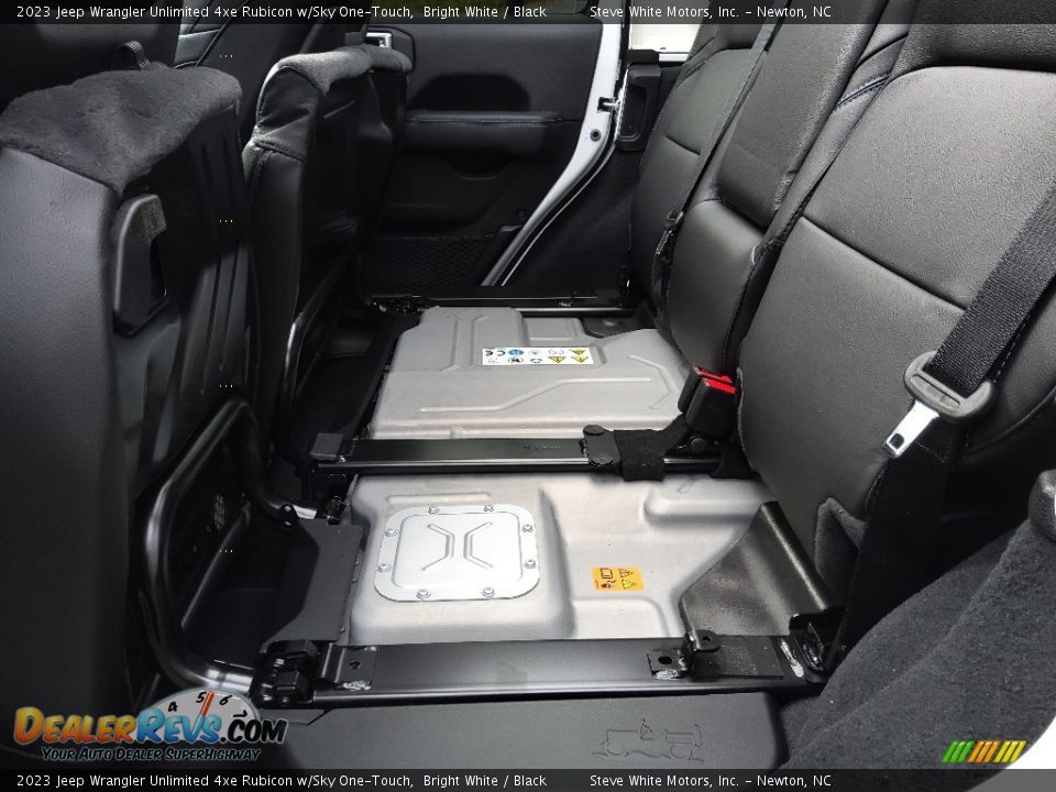 Rear Seat of 2023 Jeep Wrangler Unlimited 4xe Rubicon w/Sky One-Touch Photo #15