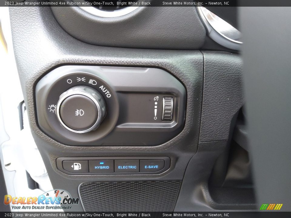 Controls of 2023 Jeep Wrangler Unlimited 4xe Rubicon w/Sky One-Touch Photo #22
