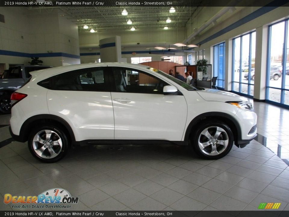 2019 Honda HR-V LX AWD Platinum White Pearl / Gray Photo #4