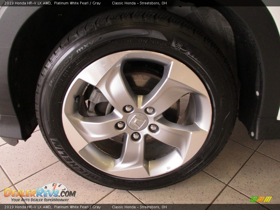 2019 Honda HR-V LX AWD Platinum White Pearl / Gray Photo #12