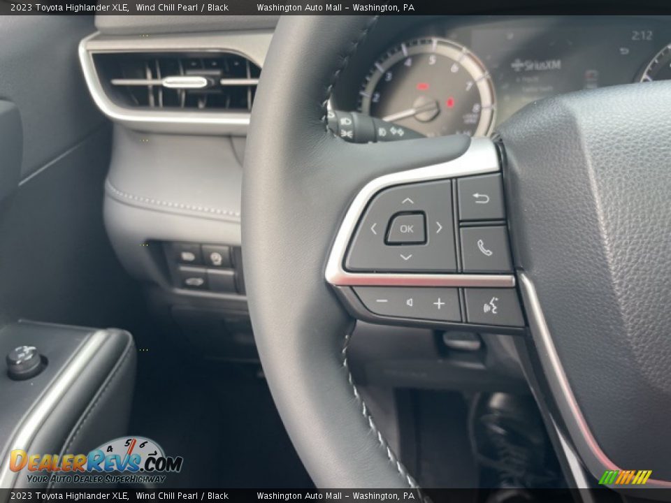 2023 Toyota Highlander XLE Steering Wheel Photo #18