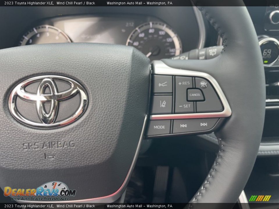 2023 Toyota Highlander XLE Steering Wheel Photo #19