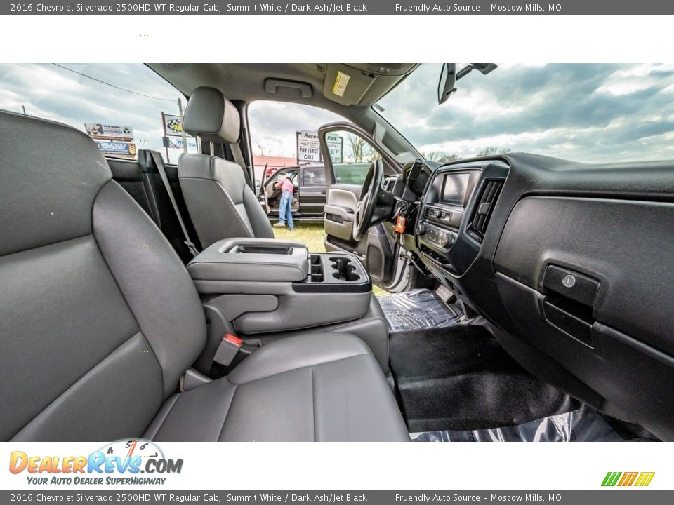 Front Seat of 2016 Chevrolet Silverado 2500HD WT Regular Cab Photo #13