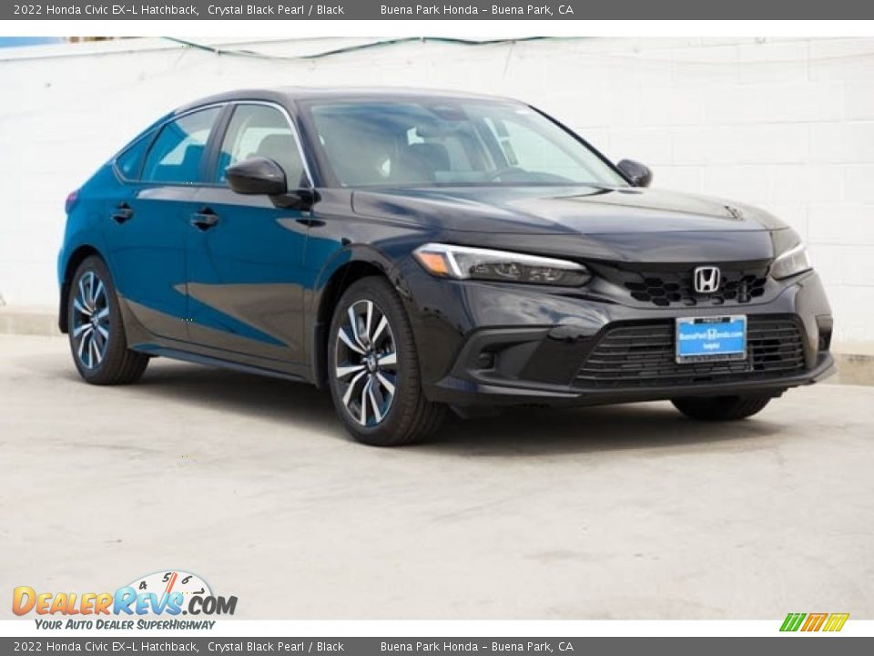 Front 3/4 View of 2022 Honda Civic EX-L Hatchback Photo #1