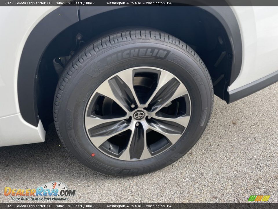 2023 Toyota Highlander XLE Wheel Photo #30