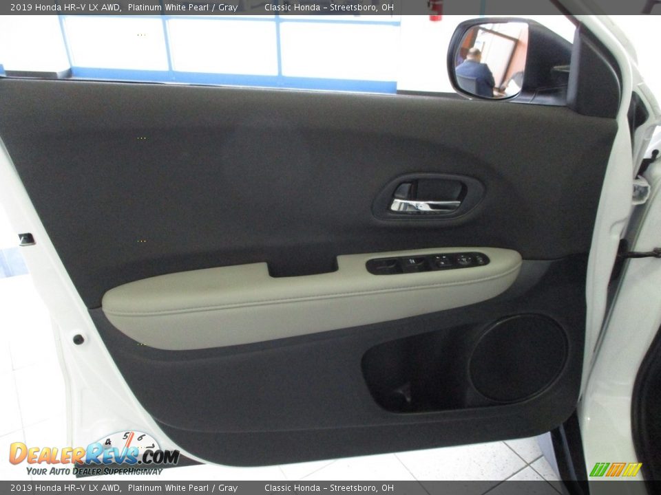 2019 Honda HR-V LX AWD Platinum White Pearl / Gray Photo #27