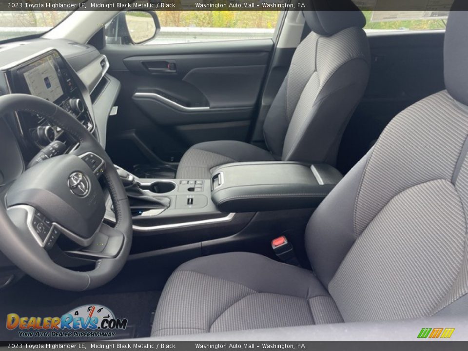 Front Seat of 2023 Toyota Highlander LE Photo #4