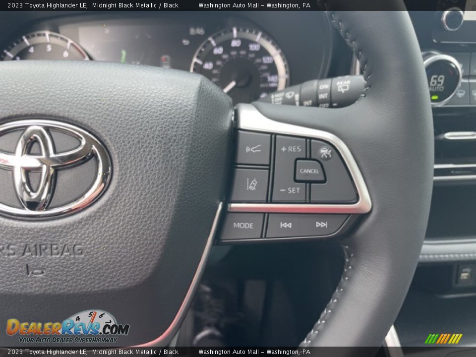 2023 Toyota Highlander LE Steering Wheel Photo #19