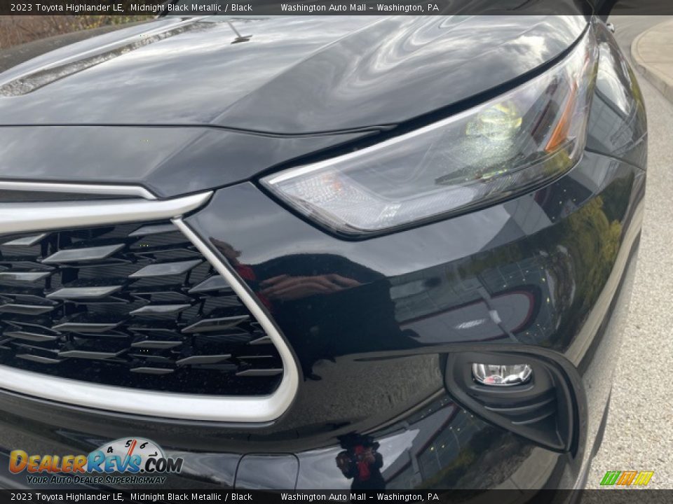 2023 Toyota Highlander LE Midnight Black Metallic / Black Photo #28