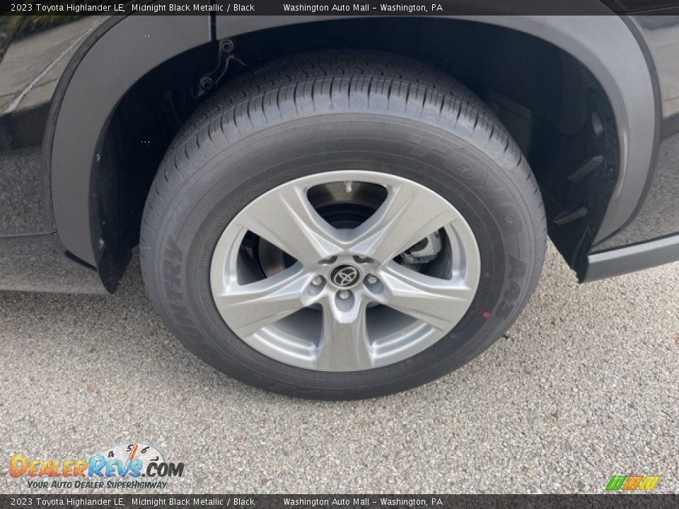 2023 Toyota Highlander LE Wheel Photo #30