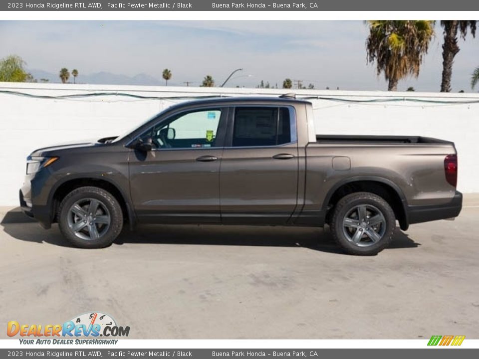 2023 Honda Ridgeline RTL AWD Pacific Pewter Metallic / Black Photo #4