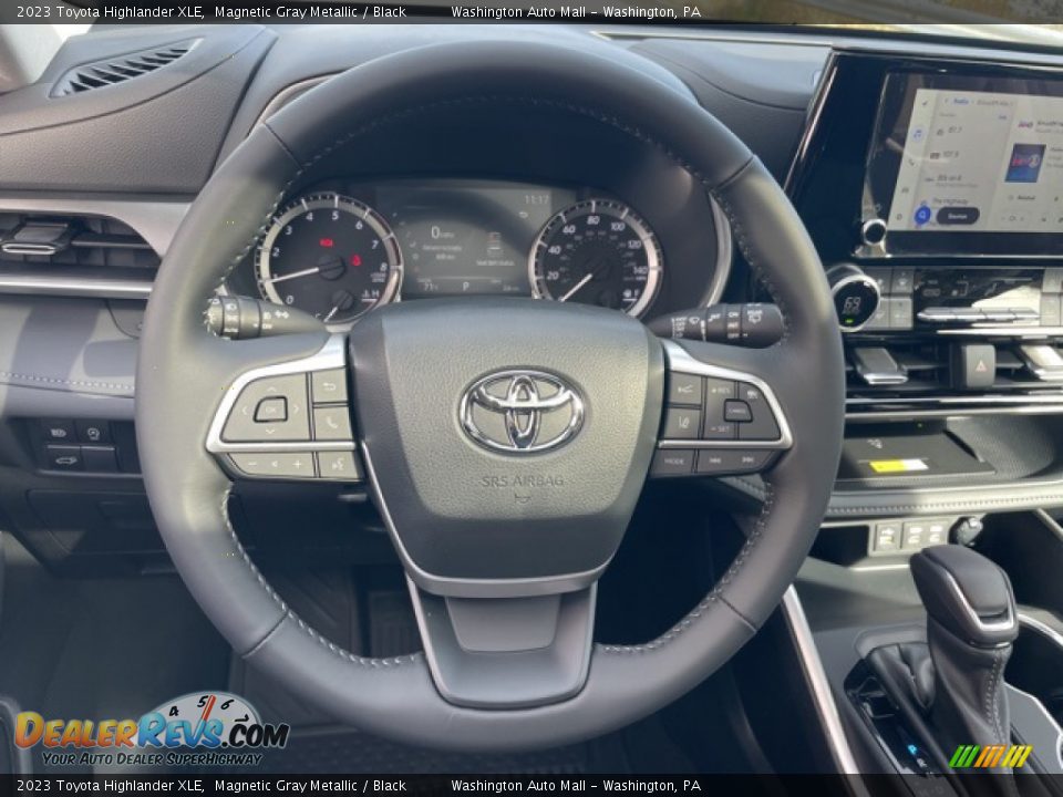 2023 Toyota Highlander XLE Steering Wheel Photo #10