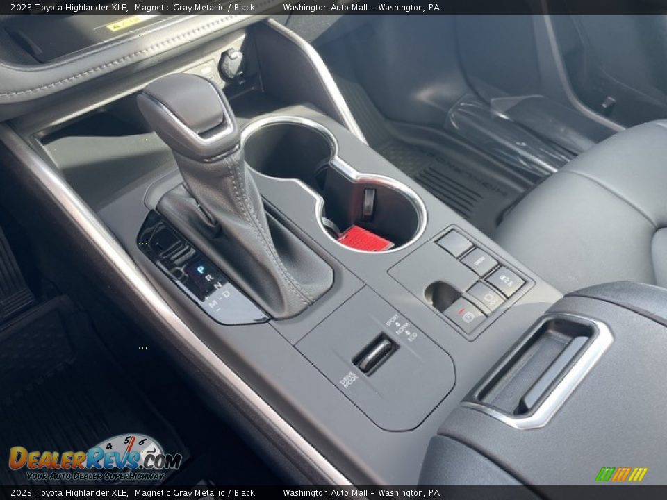 2023 Toyota Highlander XLE Shifter Photo #11