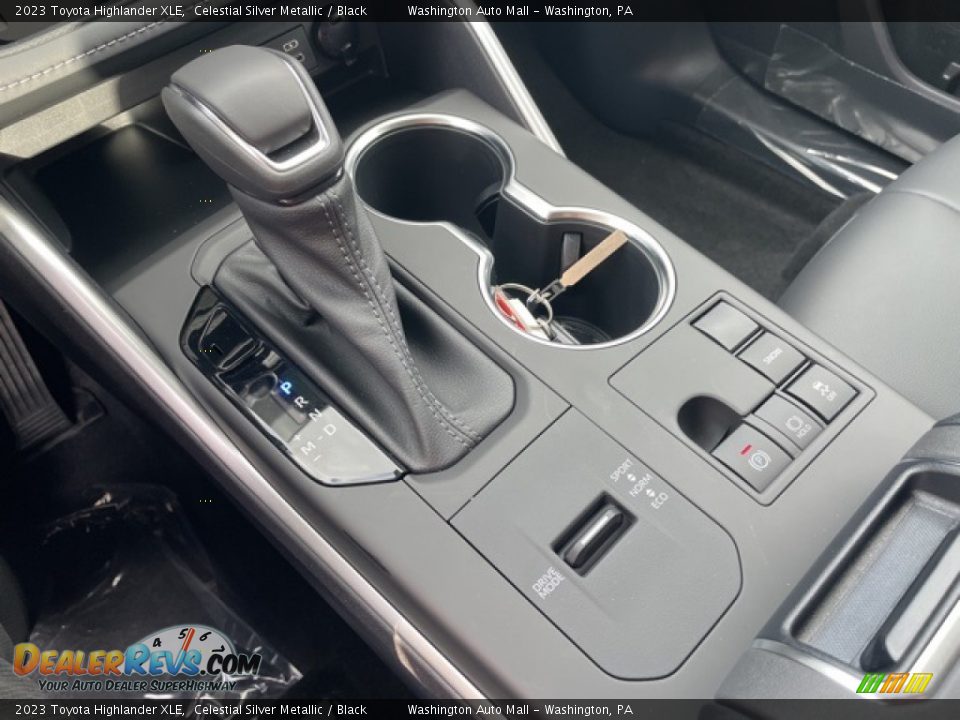 2023 Toyota Highlander XLE Shifter Photo #13