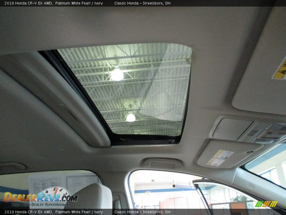2019 Honda CR-V EX AWD Platinum White Pearl / Ivory Photo #17