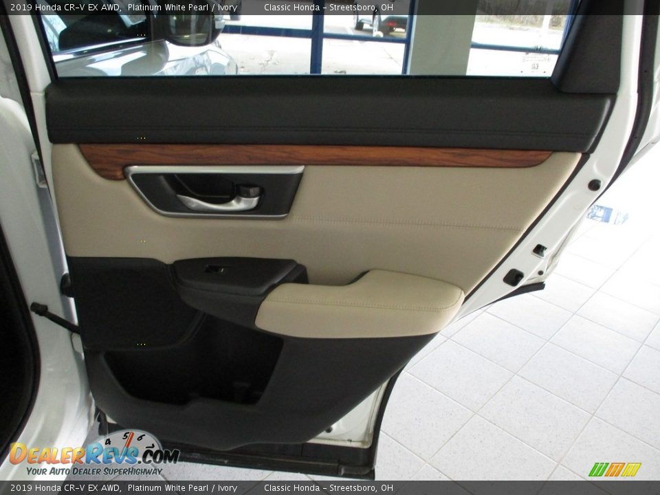 2019 Honda CR-V EX AWD Platinum White Pearl / Ivory Photo #18