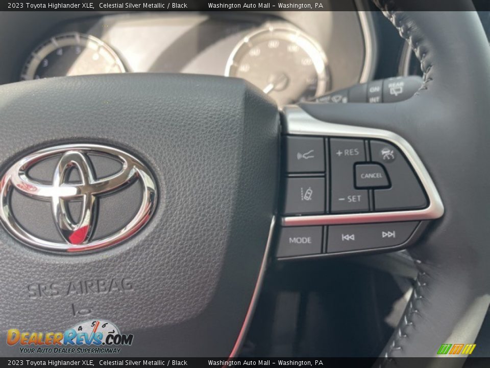 2023 Toyota Highlander XLE Steering Wheel Photo #18