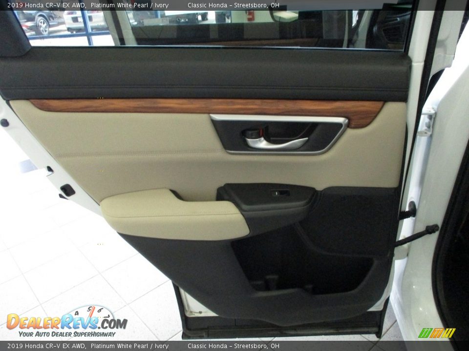 2019 Honda CR-V EX AWD Platinum White Pearl / Ivory Photo #23