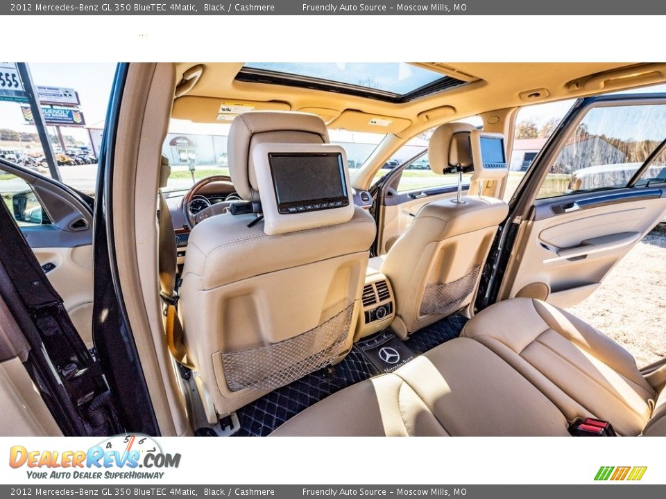 2012 Mercedes-Benz GL 350 BlueTEC 4Matic Black / Cashmere Photo #21