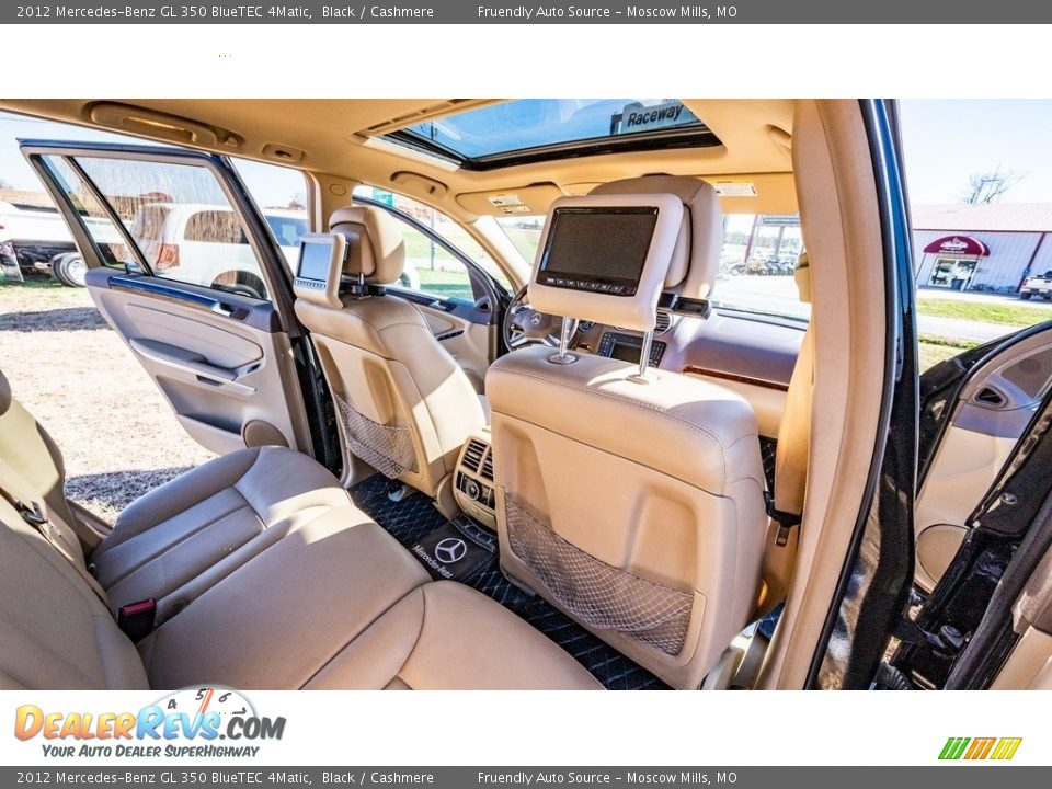 2012 Mercedes-Benz GL 350 BlueTEC 4Matic Black / Cashmere Photo #24