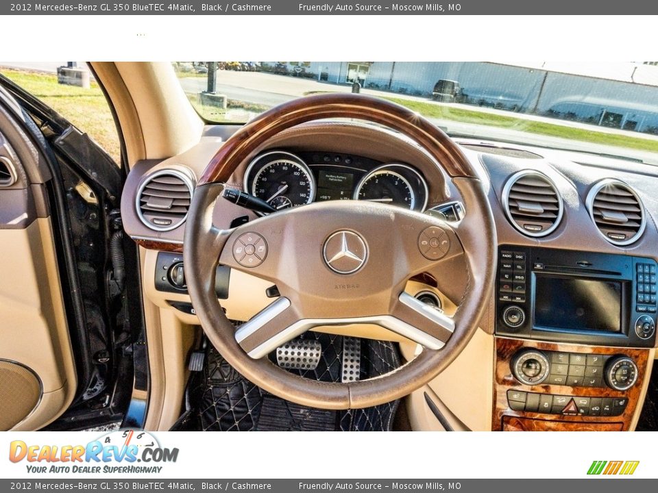 2012 Mercedes-Benz GL 350 BlueTEC 4Matic Black / Cashmere Photo #30