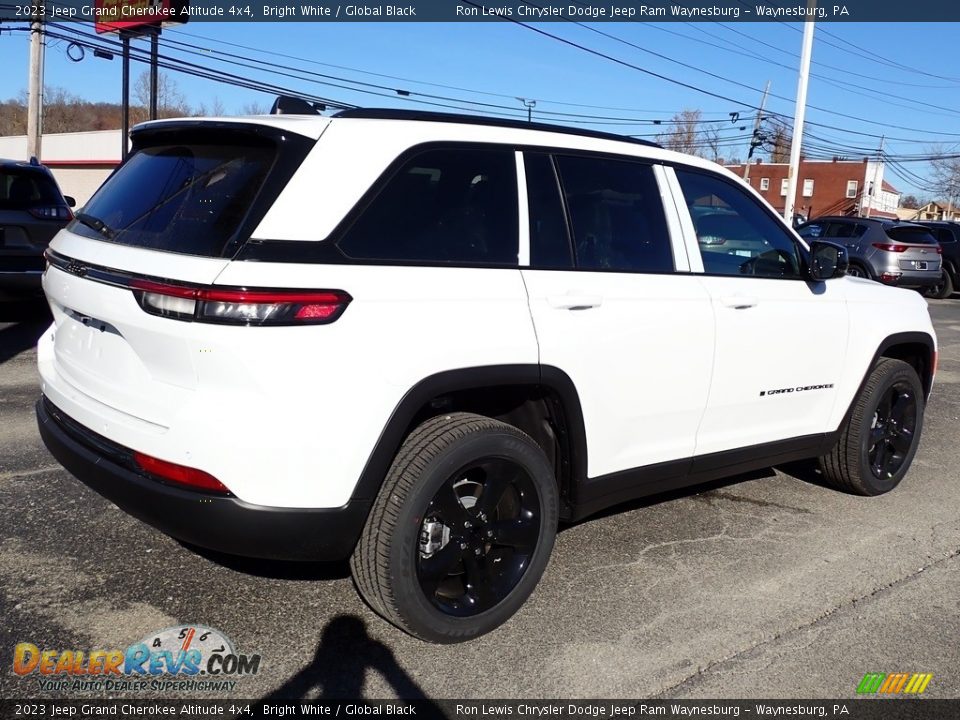 2023 Jeep Grand Cherokee Altitude 4x4 Bright White / Global Black Photo #6