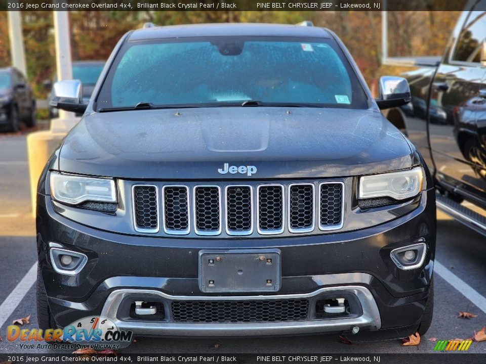 2016 Jeep Grand Cherokee Overland 4x4 Brilliant Black Crystal Pearl / Black Photo #3