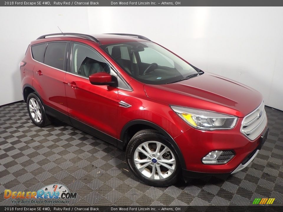 2018 Ford Escape SE 4WD Ruby Red / Charcoal Black Photo #3