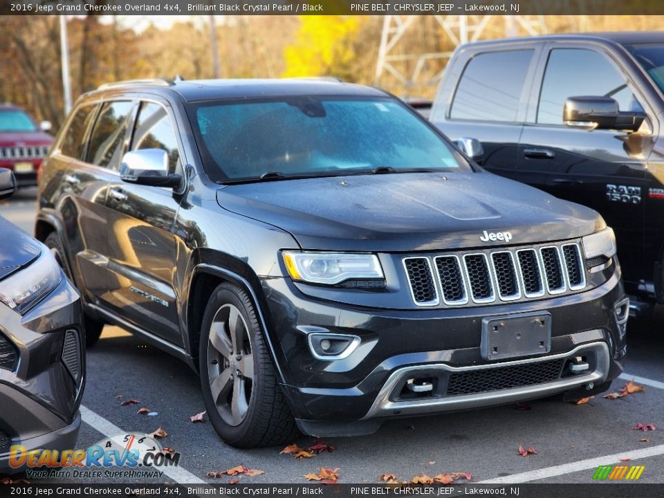 2016 Jeep Grand Cherokee Overland 4x4 Brilliant Black Crystal Pearl / Black Photo #4